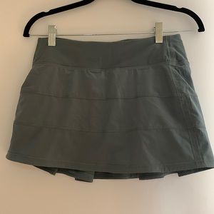 Green Lululemon tennis skirt